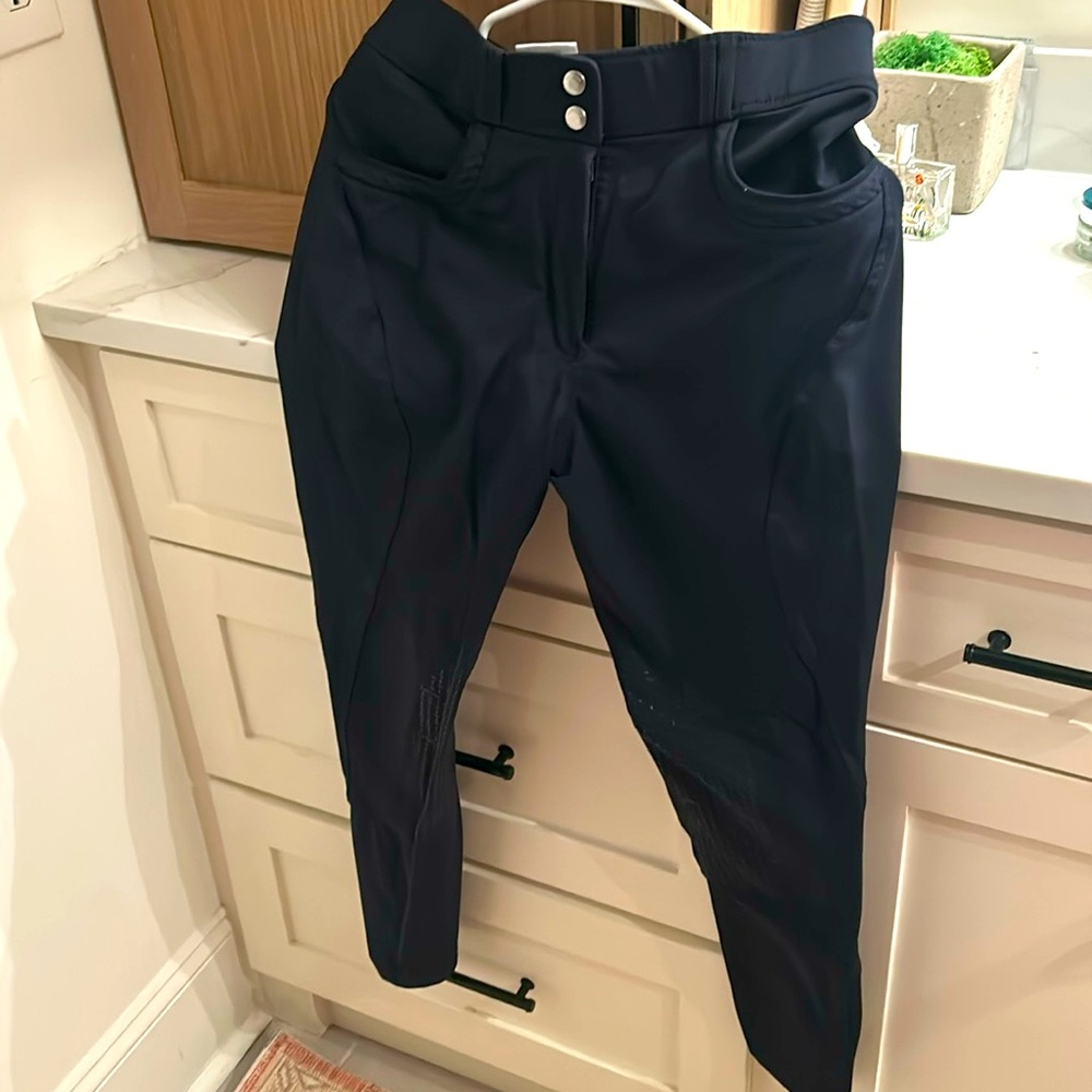 Lemieux rising pants knee patch size 6. Hardly used